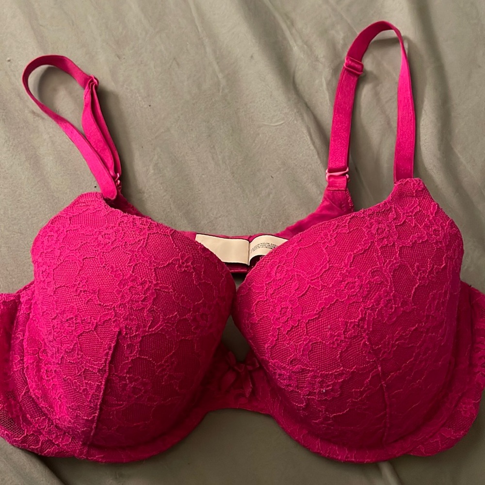 Demi Victoria Secert Bra -36C